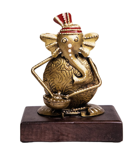 Royal Rhythm: Dhokra Art Ganesha Musician