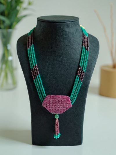 Regal Harmony Ruby-Onyx Necklace – Handcrafted Gemstone Jewellry