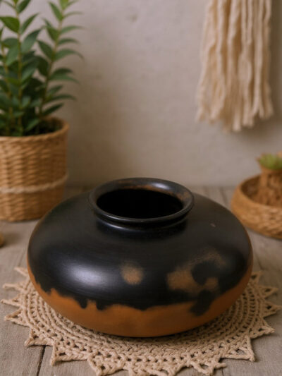 Handcrafted Ember Horizon Terracotta Vase – Earthenware Décor
