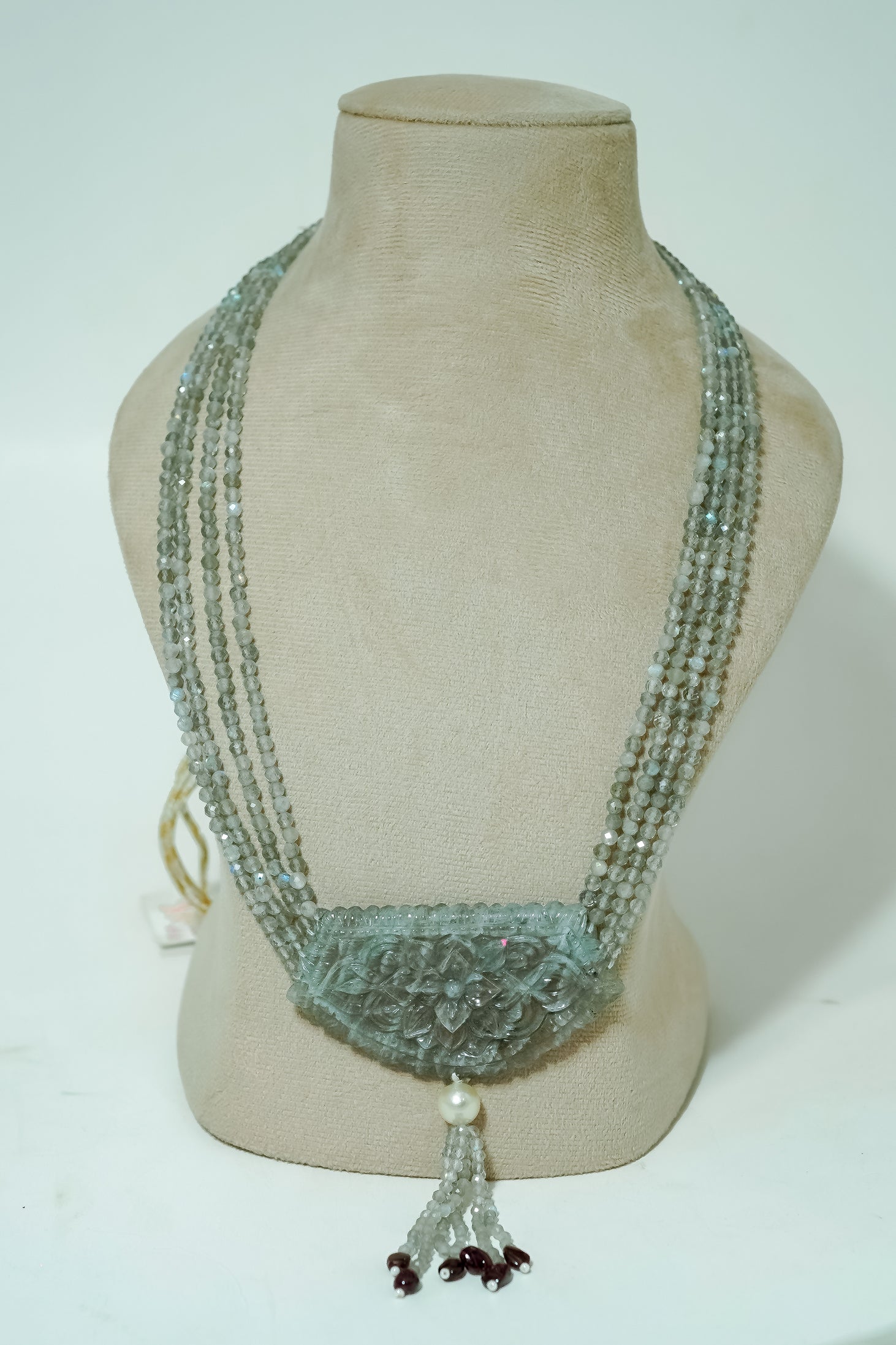 Royal Crest Jade Necklace – Bridal & Festive Statement Jewellry