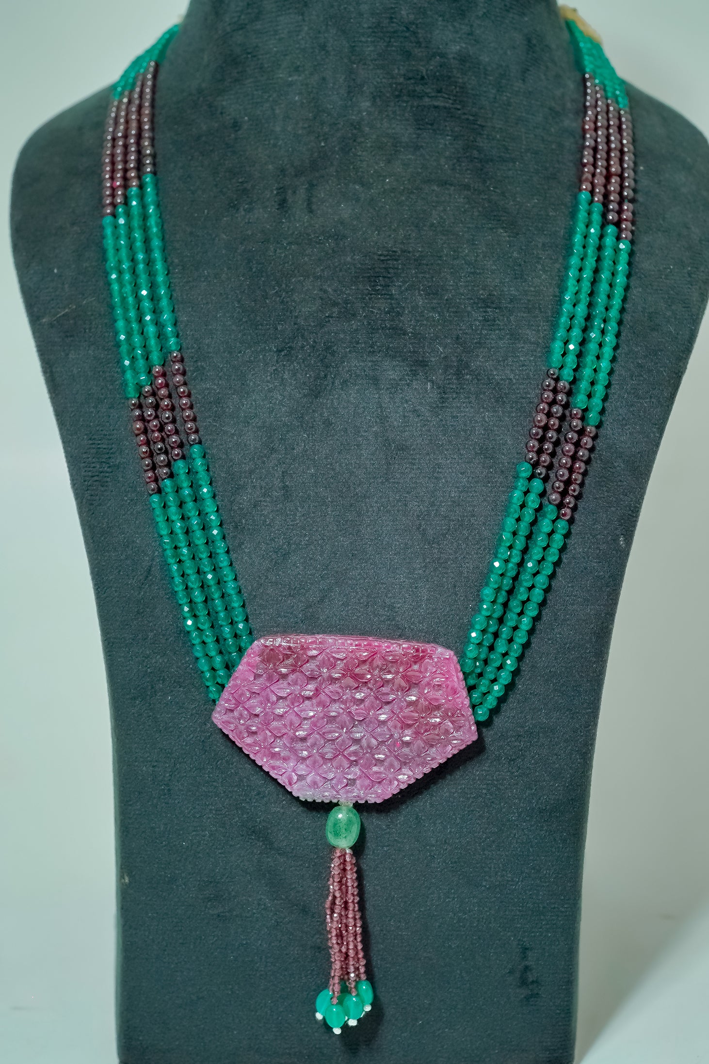Regal Harmony Ruby-Onyx Necklace – Handcrafted Gemstone Jewellry