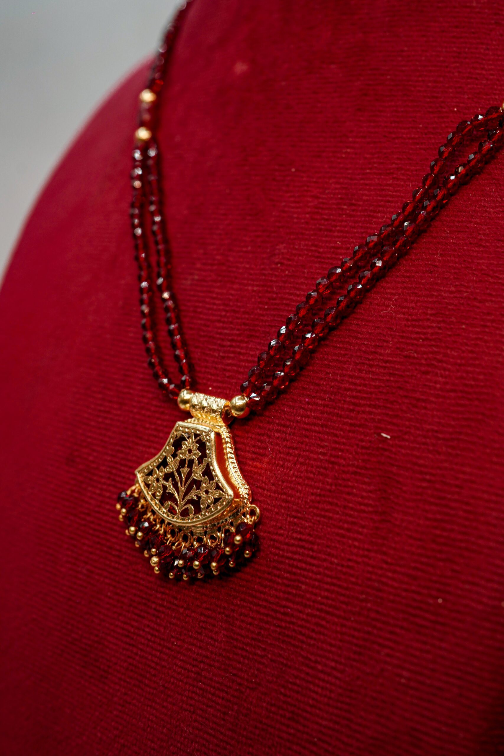 Mayura Phool Thewa Garnet Glass Bridal Pendant Set