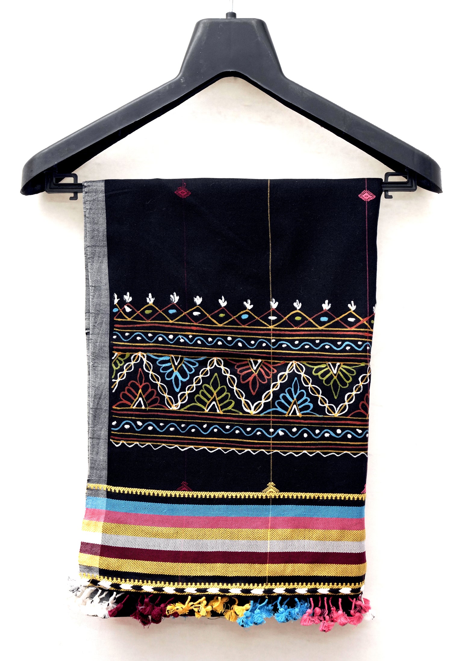 Rogan Midnight Rhythms | Handcrafted Woolen Stall