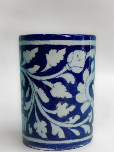Floral Vine Tabletop Decorative Pen Holder