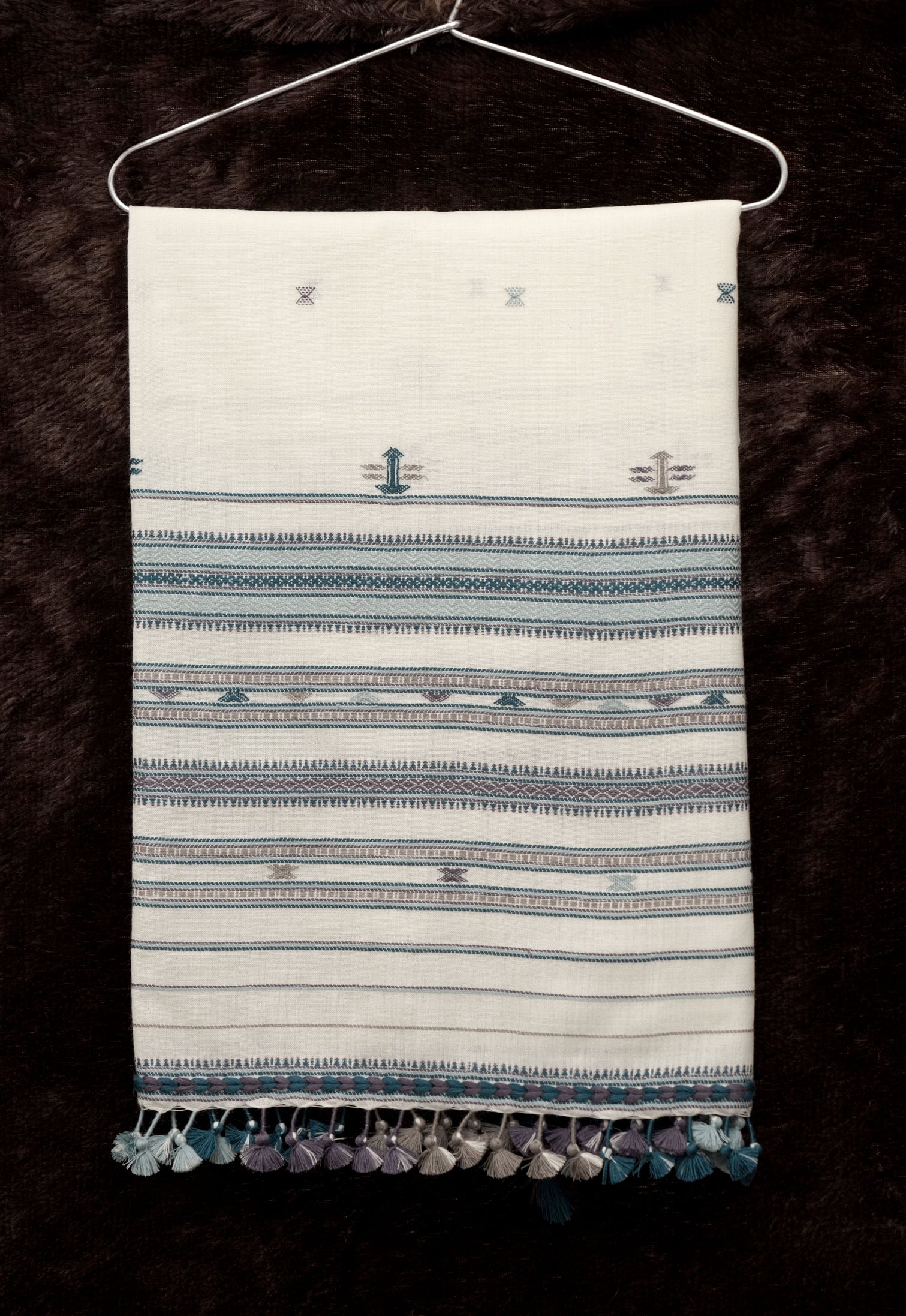 Snowfield Jalbooti | Wool Handwoven Kutch Shawl
