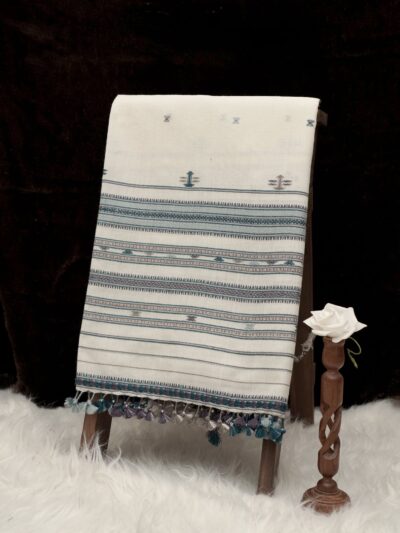 Snowfield Jalbooti | Wool Handwoven Kutch Shawl