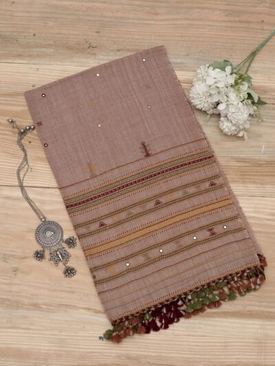 Desert Bloom | Handcrafted Wool Mirrorwork Kutch Stall