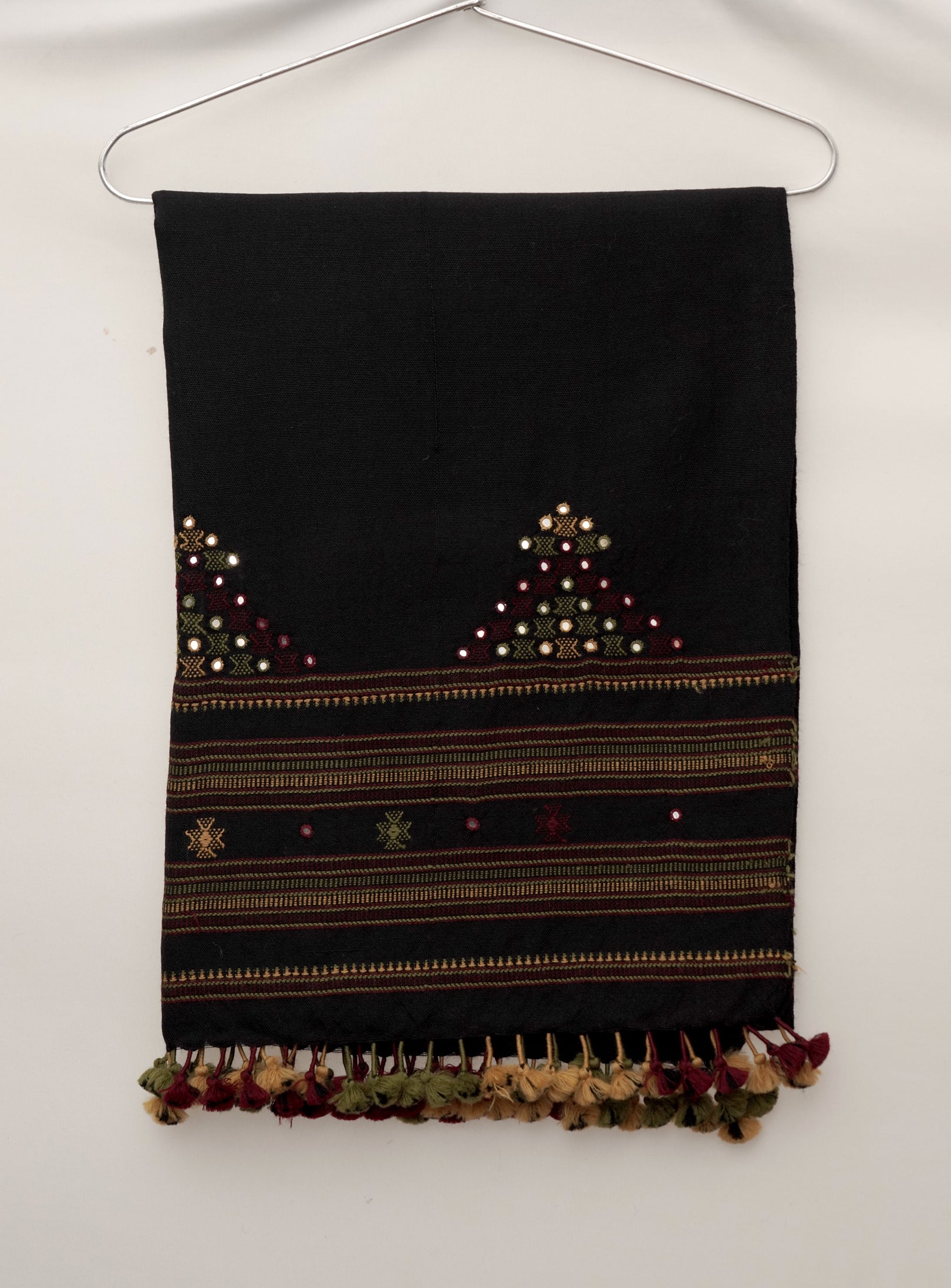 Midnight Oasis – Wool Mirrorwork Stall | Handwoven Kutch Weaving
