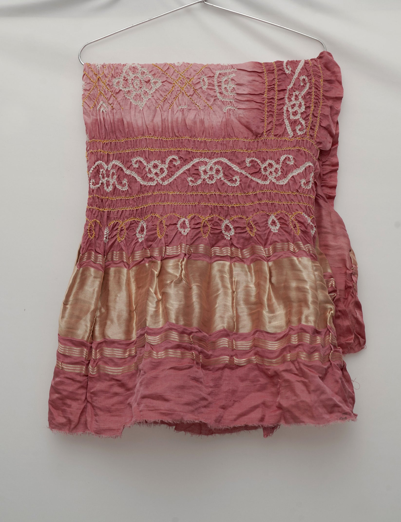 Gulabi Leher Dupatta | Handcrafted Bandhani Dupatta