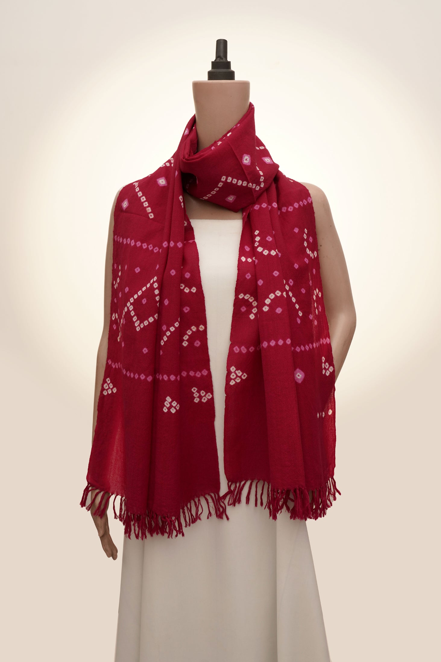 Raspberry Geometrics | Bandhani Wool Handwoven Stall