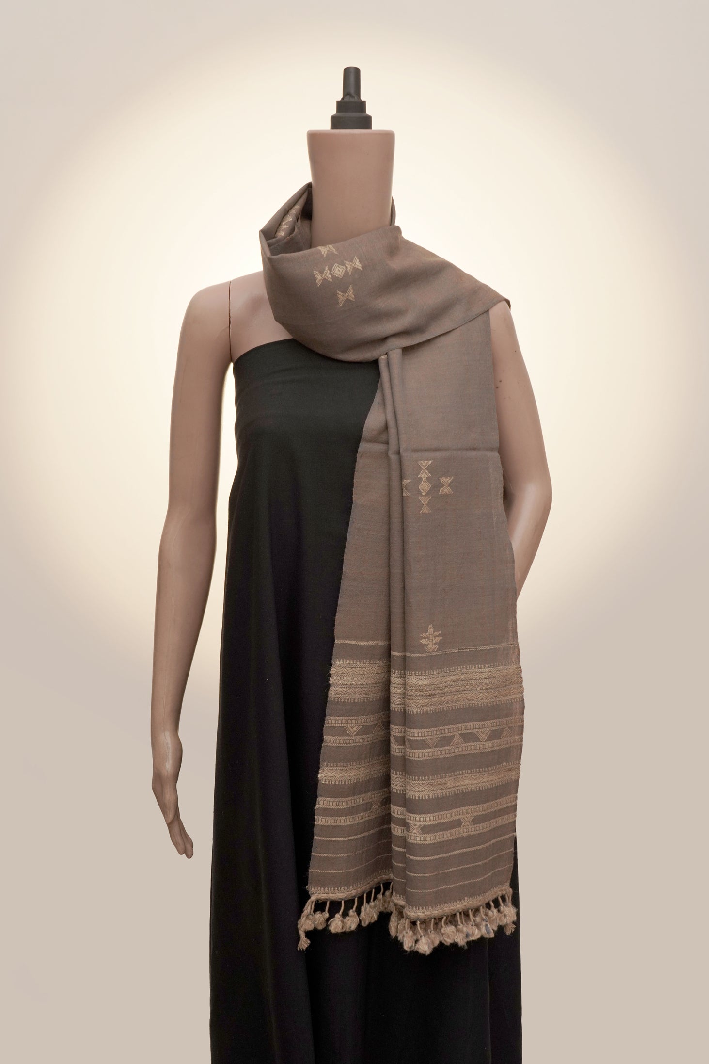 Earthen Echo Stole | Artisan Wool Handwoven Kutch Weaving