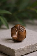 Vintage Laurel Ring Tissue Holder | Handcrafted Wooden Tissue Box