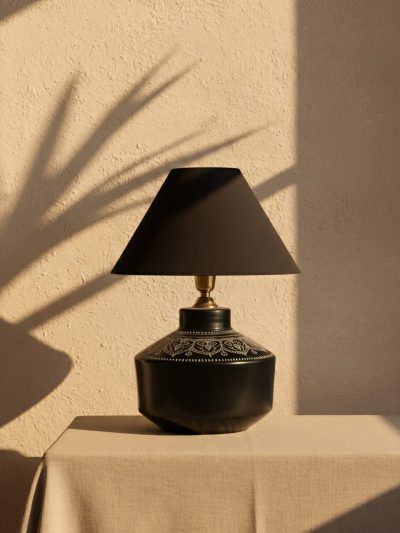 Kaali Pradeep Black Decorative Lamp