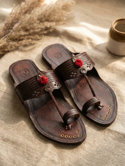Crimson Knot Kolhapuri Chappals | Heritage Edition