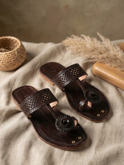 Classic Bloom Kolhapuri Chappals | Everyday Classics